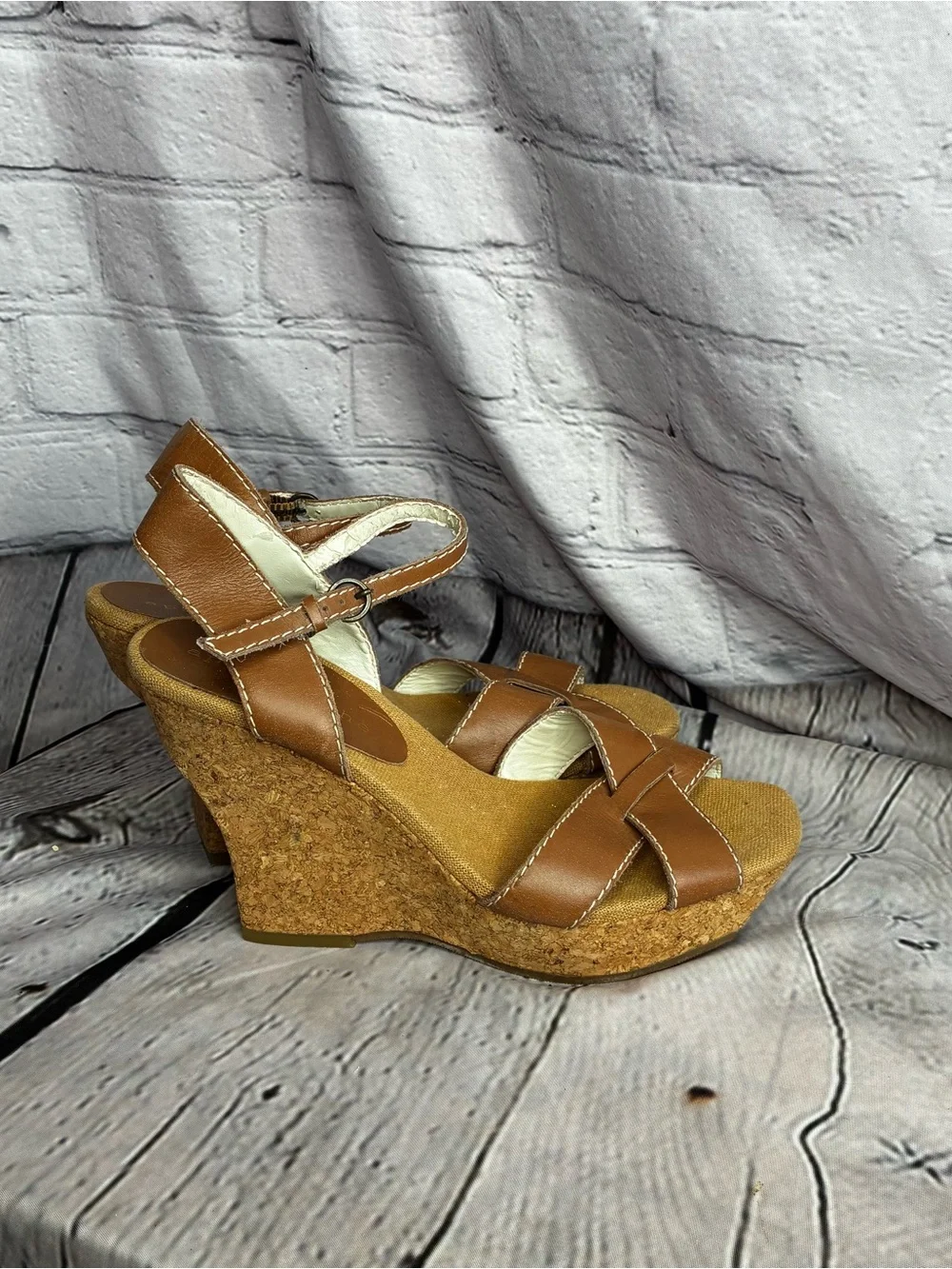 Apostrophe Tan Brown‎ Cork Wedge Sandals